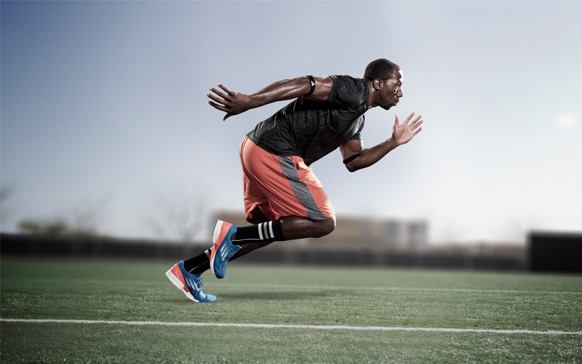 哈利伯顿刷新纪录之夜，掘金力克76人背后，团队篮球的胜利