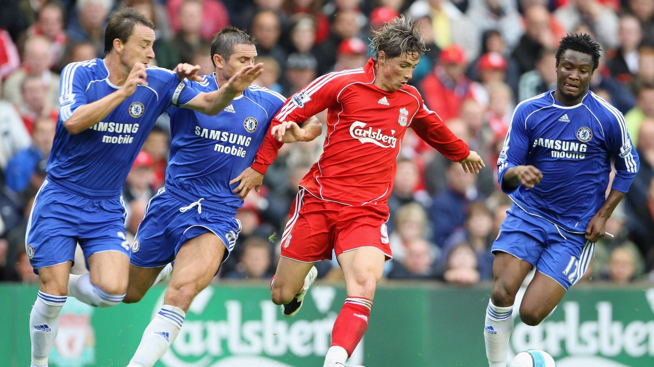 阿隆索点燃赛场,梅赛德斯上演惊天逆转,阿斯顿马丁的领先优势如何被打破?